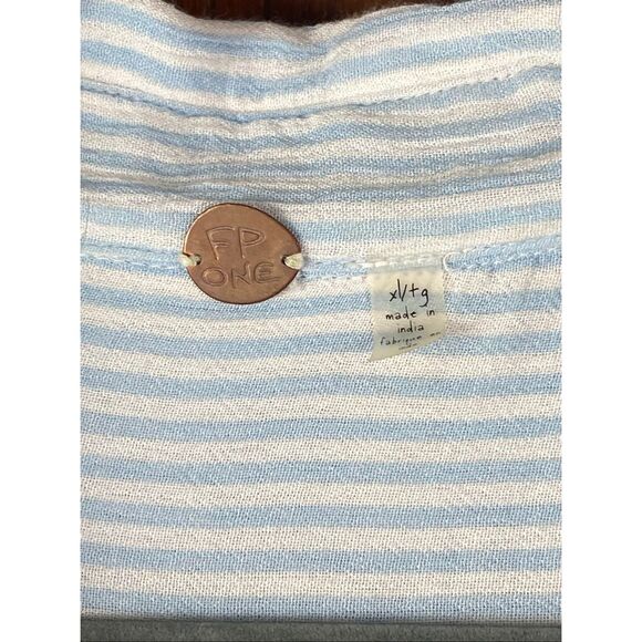 FP One Free People Blue White Striped Knit Pullover Top Women’s XL Boho Casual - Picture 6 of 7